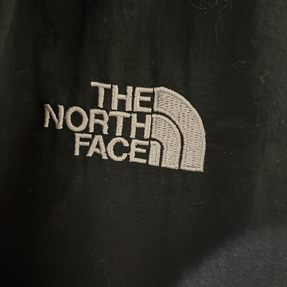 The North Face jacket for boys - Picture 2 of 4